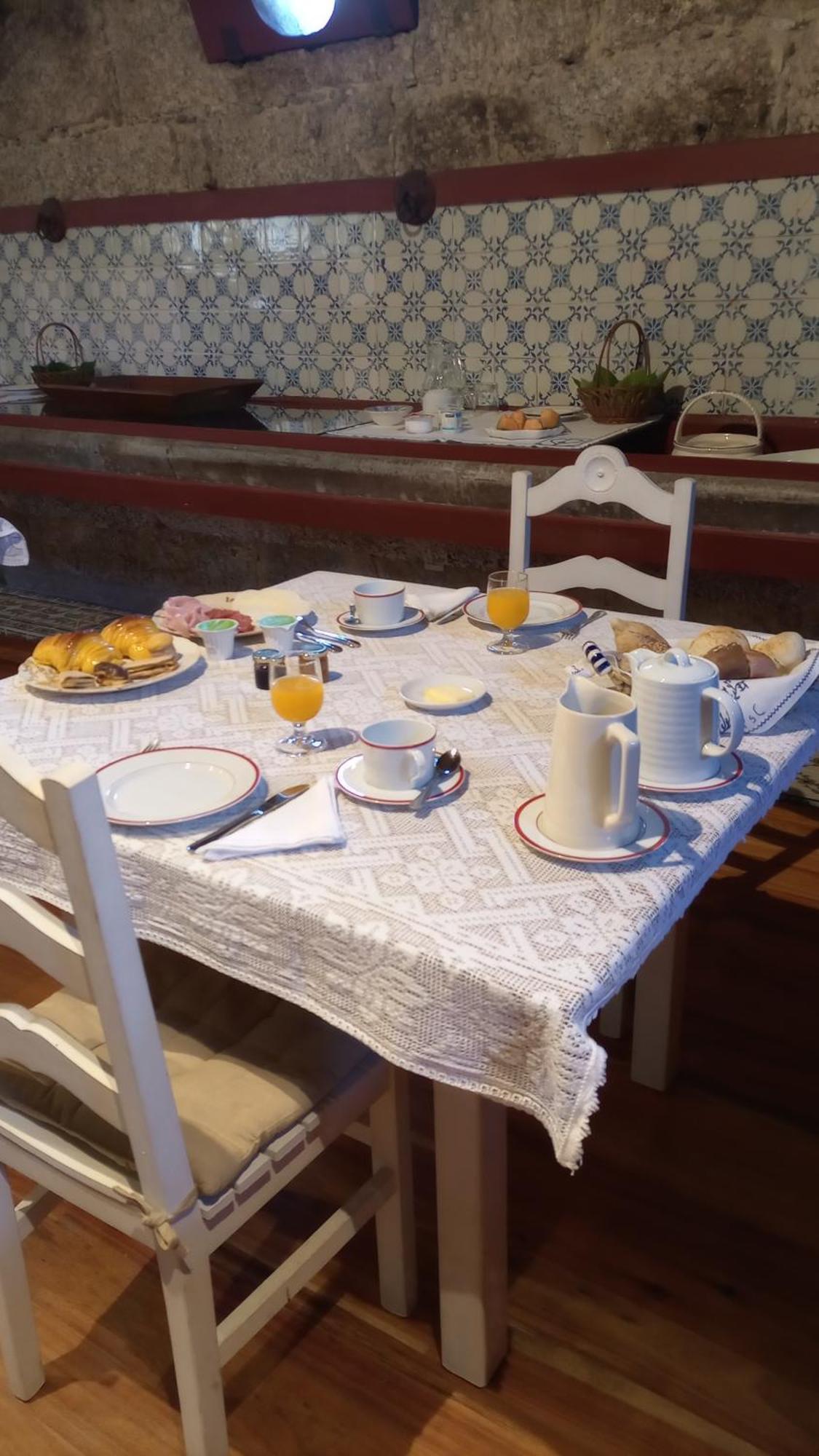 Bed and Breakfast Paco De S.Cipriano Гимарайнш Экстерьер фото